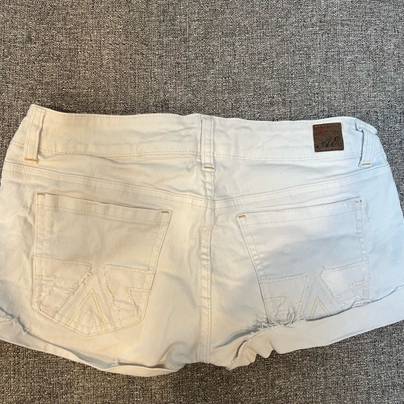 AEO White Distressed Shorties - Picture 2 of 3